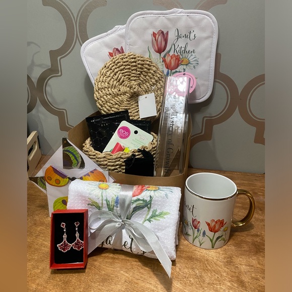 Accessories - Custom Occasion boxes, retailed at $85+